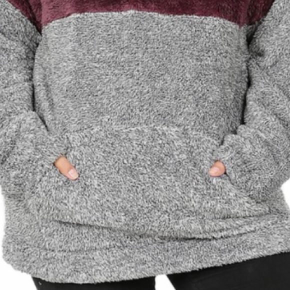 LAST ONE 18 $20 start ❤️ Soft PLUS contrast faux fur pullover - Picture 3 of 4